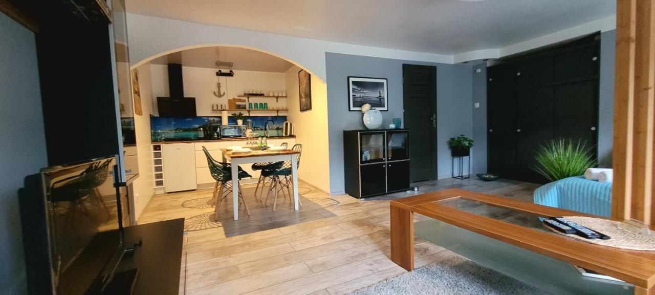 Apartamenty Pod Uwalonym Debem Jezow Sudecki Экстерьер фото